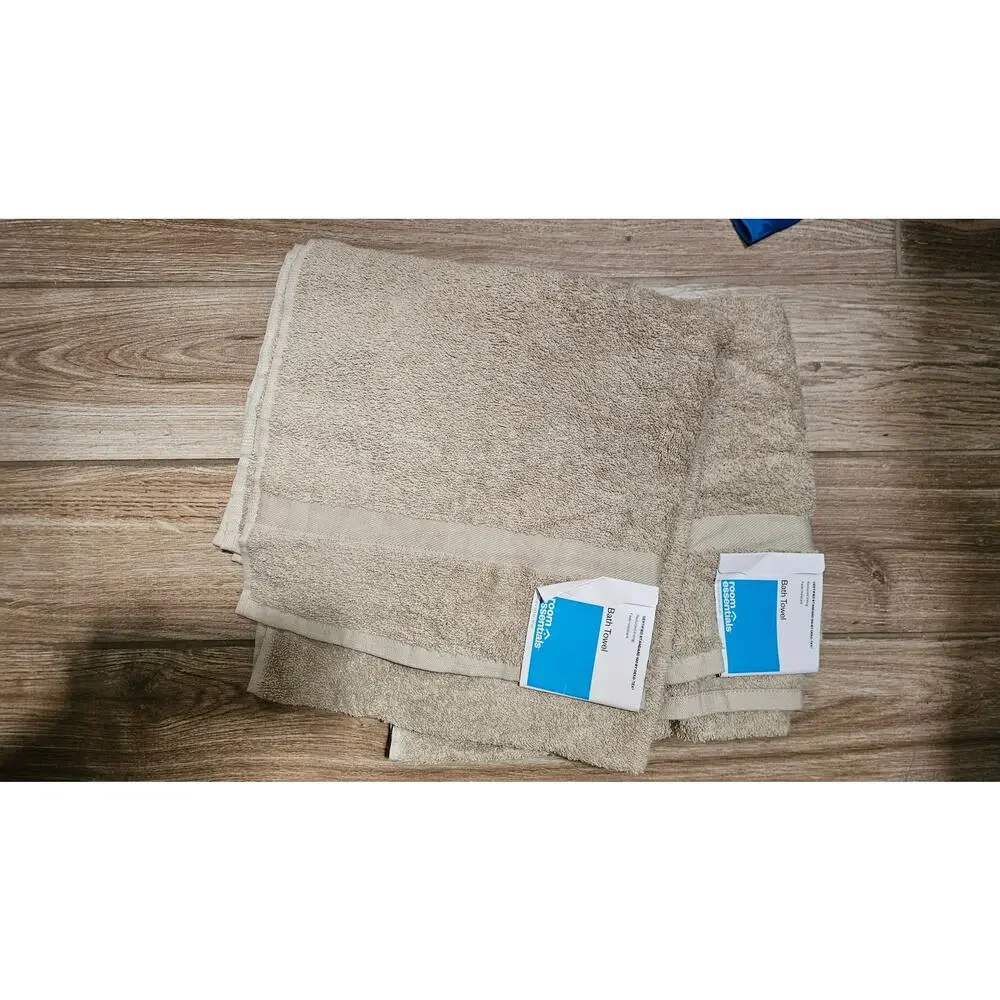 Room Essentials Bath Towels Set of 2 Tan Taupe OEKO-TEX Fade Resistant NWT